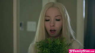 ƈ�的贪得无厌的年轻小姐姐也不能阻止maturbating的荡妇